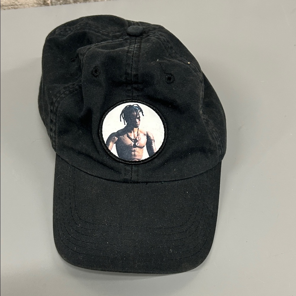 Black Baseball Cap With Graphic Patch Travis Scott - image 1